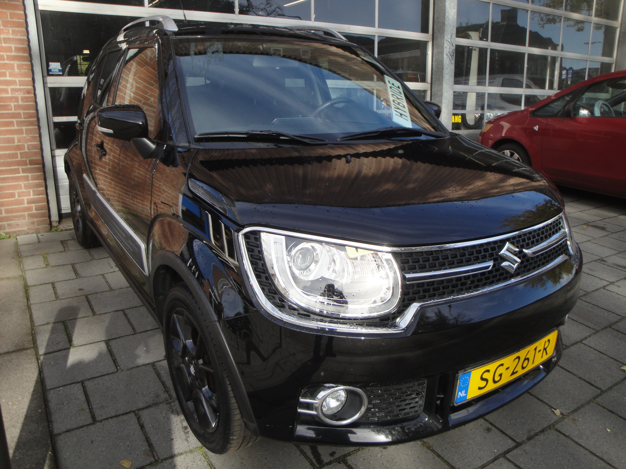 Suzuki Ignis 1.2 5-Drs, Style Smart Hybrid met o.a. Audio, Nav., A-uitrij-cam., Cruise- & Climate-Contr., Keyless-Entry, Verw. V-stoelen, etc. etc. - Thumbnail 3
