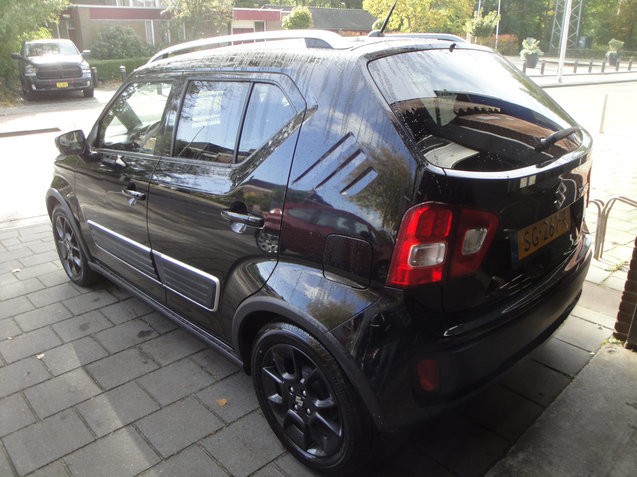 Suzuki Ignis 1.2 5-Drs, Style Smart Hybrid met o.a. Audio, Nav., A-uitrij-cam., Cruise- & Climate-Contr., Keyless-Entry, Verw. V-stoelen, etc. etc. - Thumbnail 5